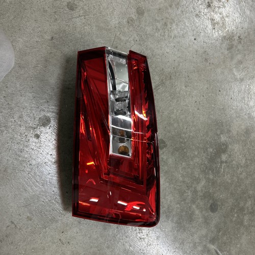 Faro post skoda superb - dx,