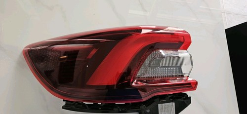 Faro post ford kuga - faro,